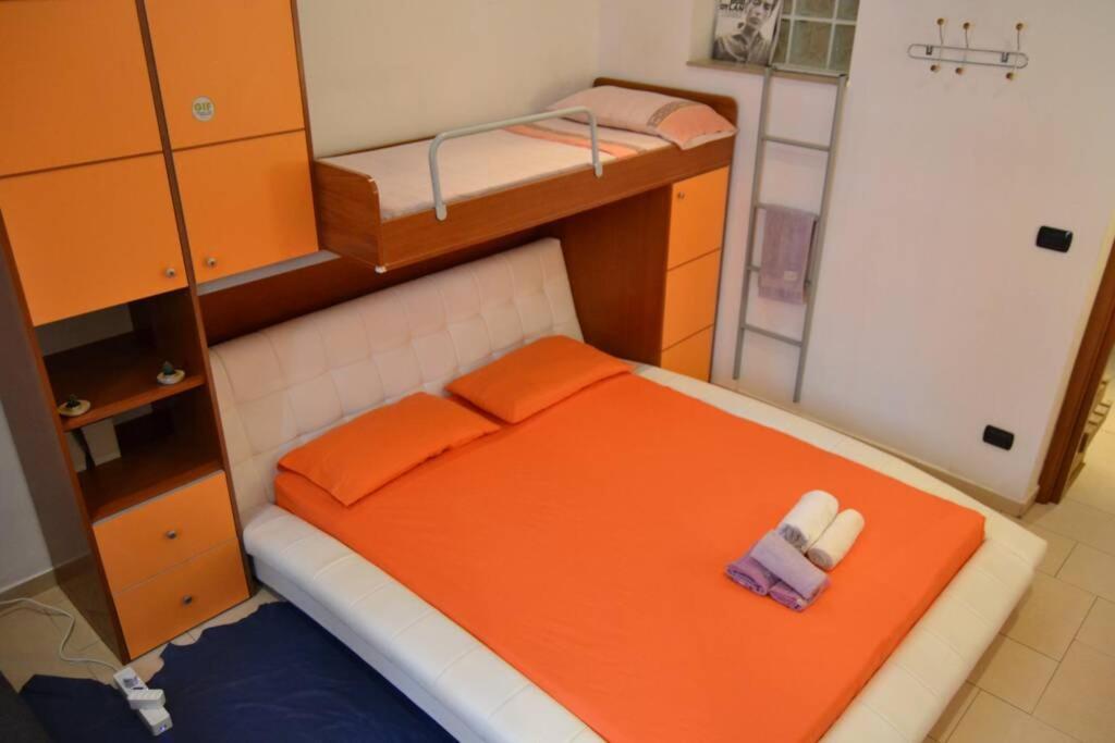 Apartamento Letto Ad Acqua H2Ome Bari Exterior foto